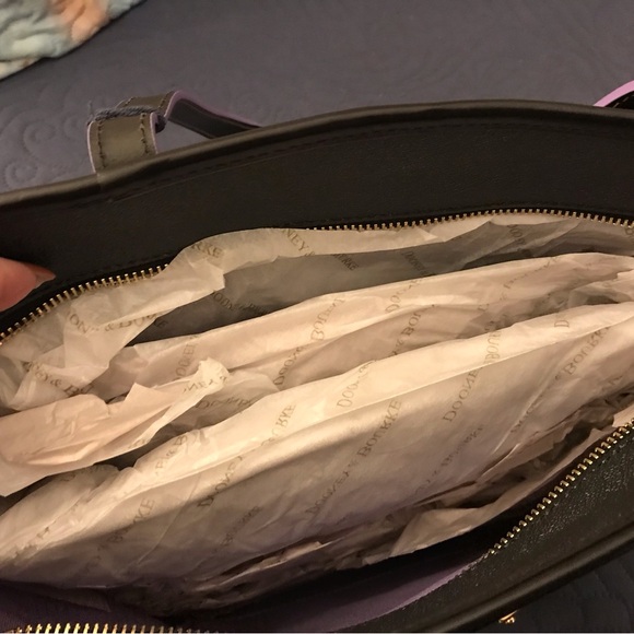 D&B 100th Anniversary Disney Tote NWT!!! 🎊 LAST ONE!!!😳 - Picture 6 of 6